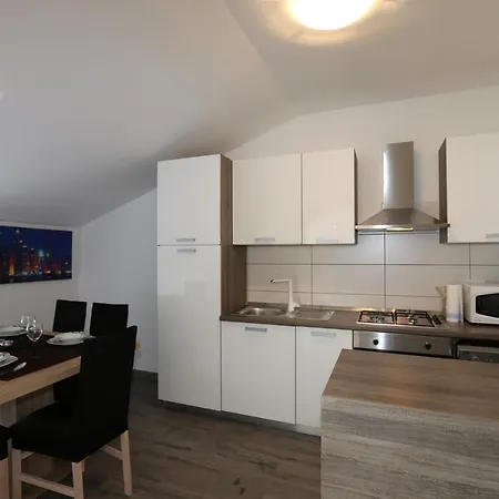 Petra Apartament Šilo